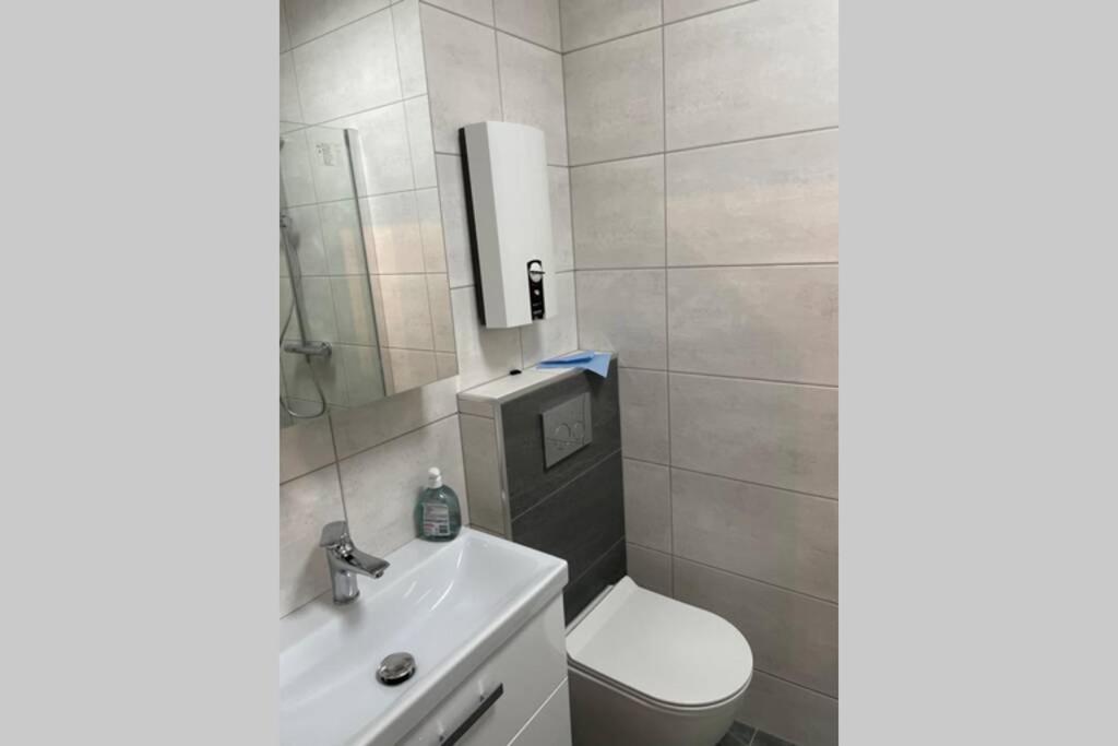 Wohnung 35M2 Mit Traum Panorama Und 30M2 Terrasse Bad Aussee Exterior foto